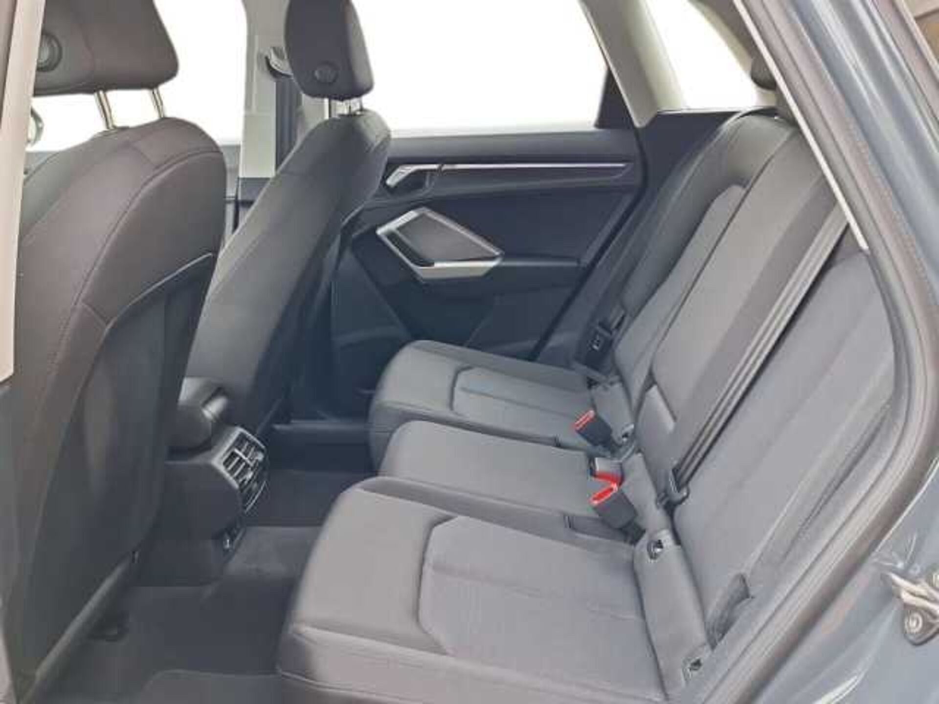 Audi Q3 2.0l - Grigio scuro