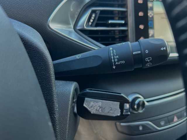 Peugeot 308 1.6l - Bianco