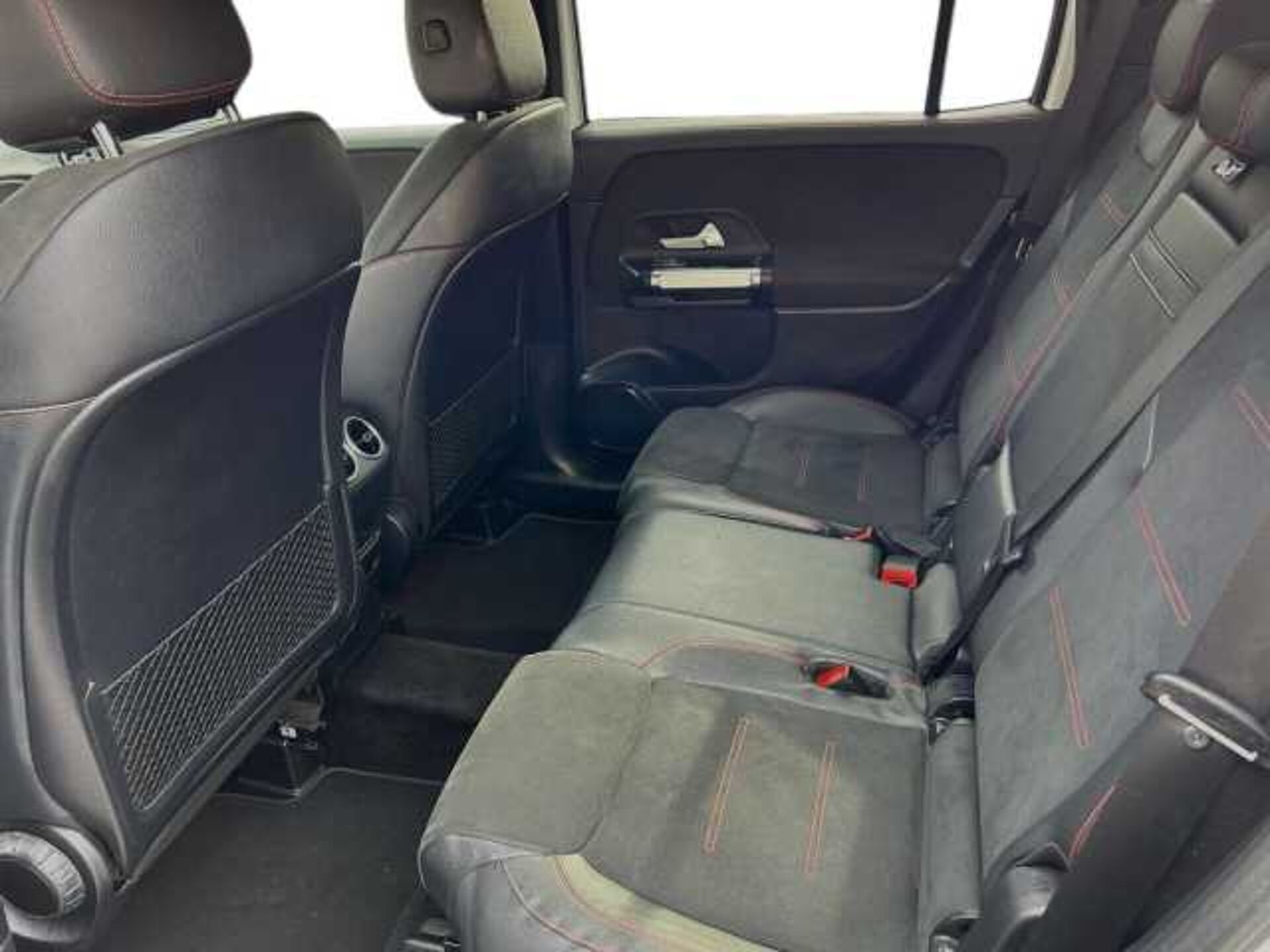 Mercedes-Benz GLB 200 2.0l - Bianco