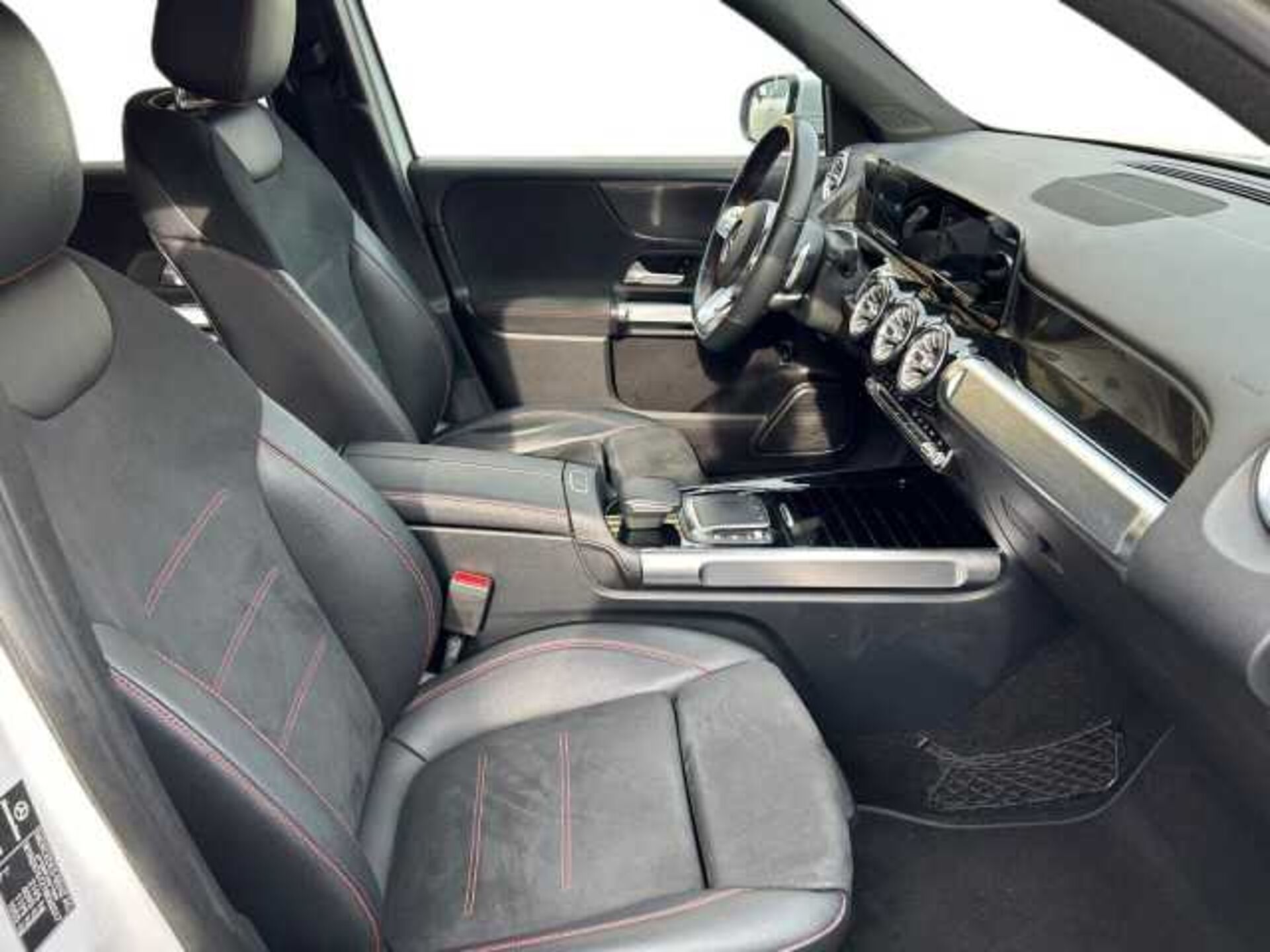 Mercedes-Benz GLB 200 2.0l - Bianco