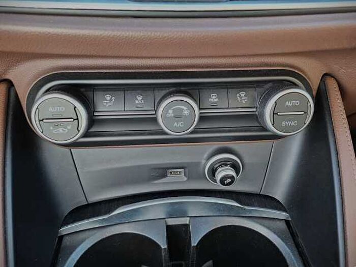 Alfa Romeo Stelvio 2.1l