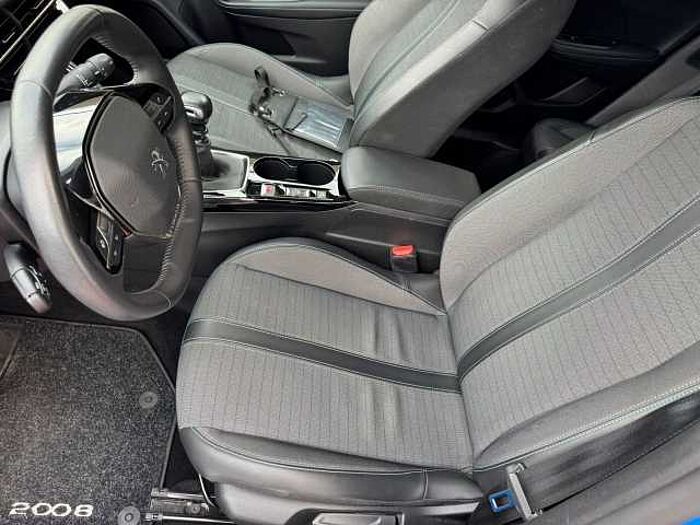 Peugeot 2008 1.2l