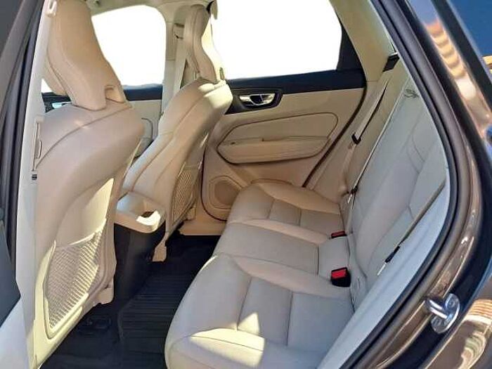 Volvo XC60 2l