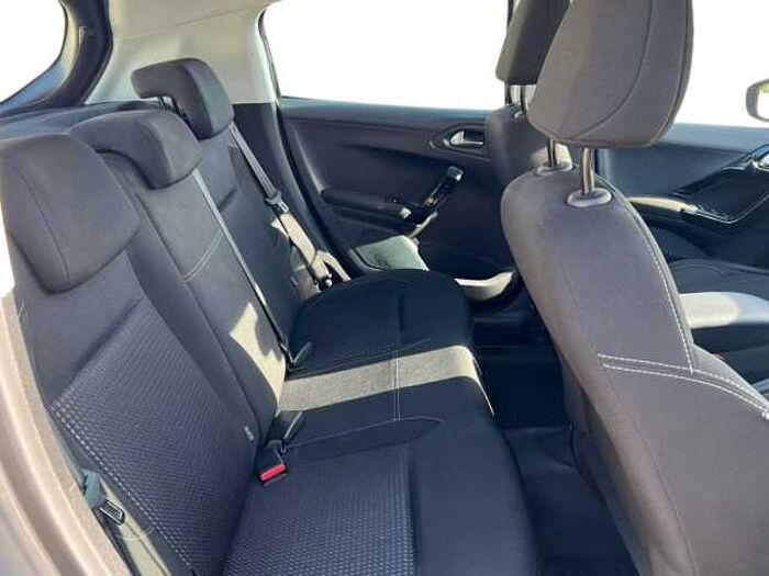 Peugeot 208 1.6l