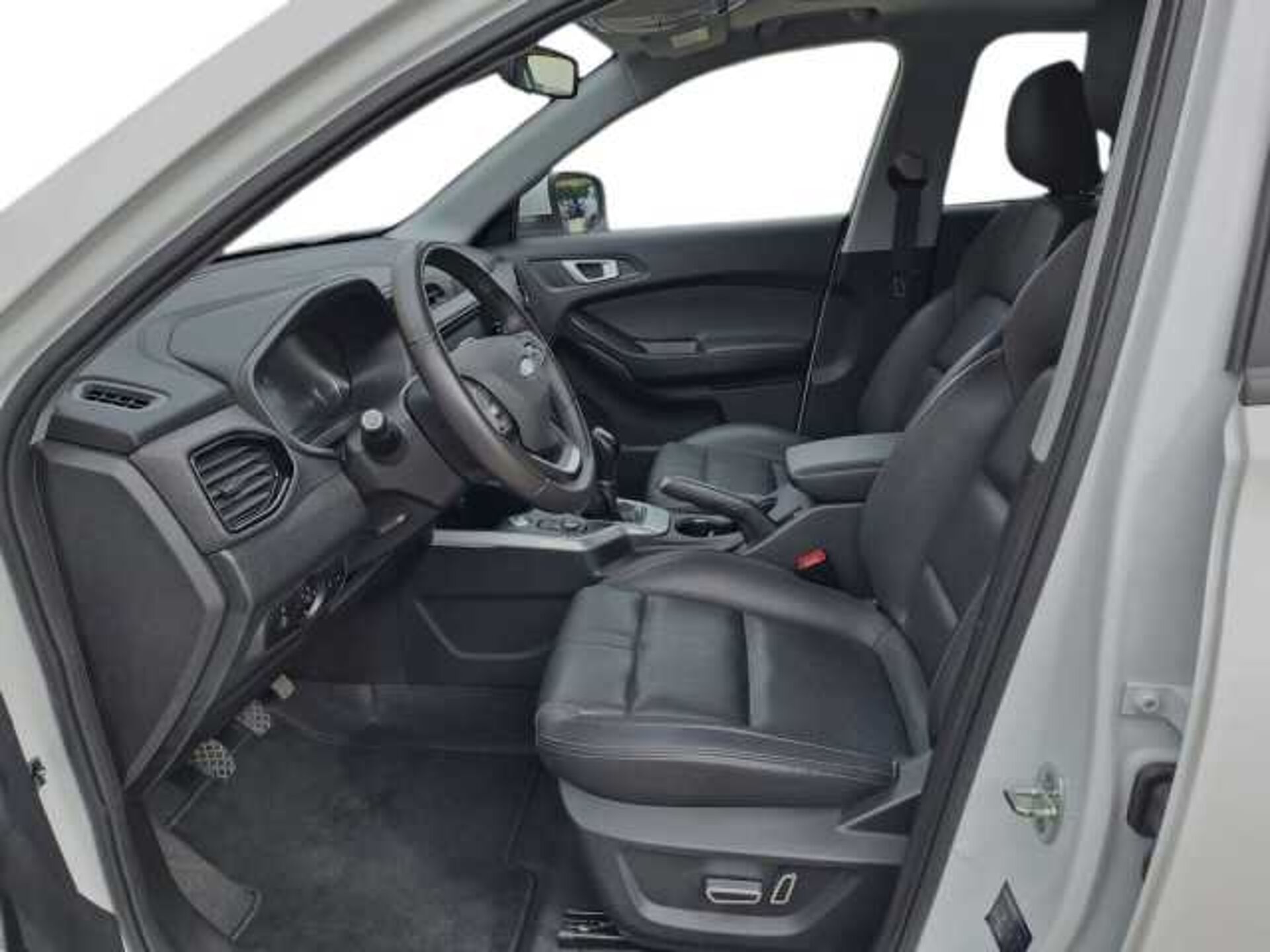 DR Automobiles 1.5l - Bianco