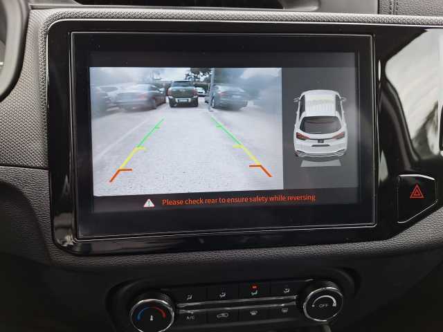 DR Automobiles 1.5l - Bianco