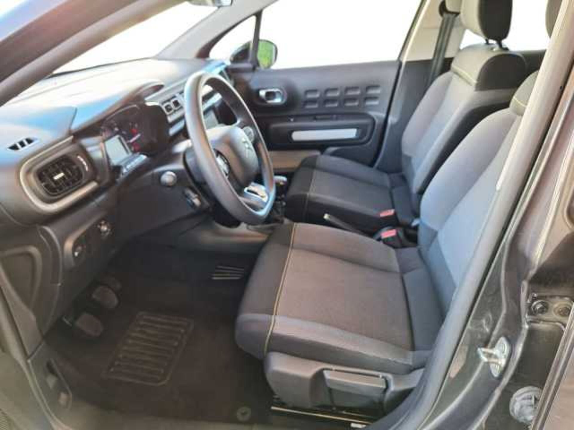 Citroen C3 1.2l - Grigio scuro