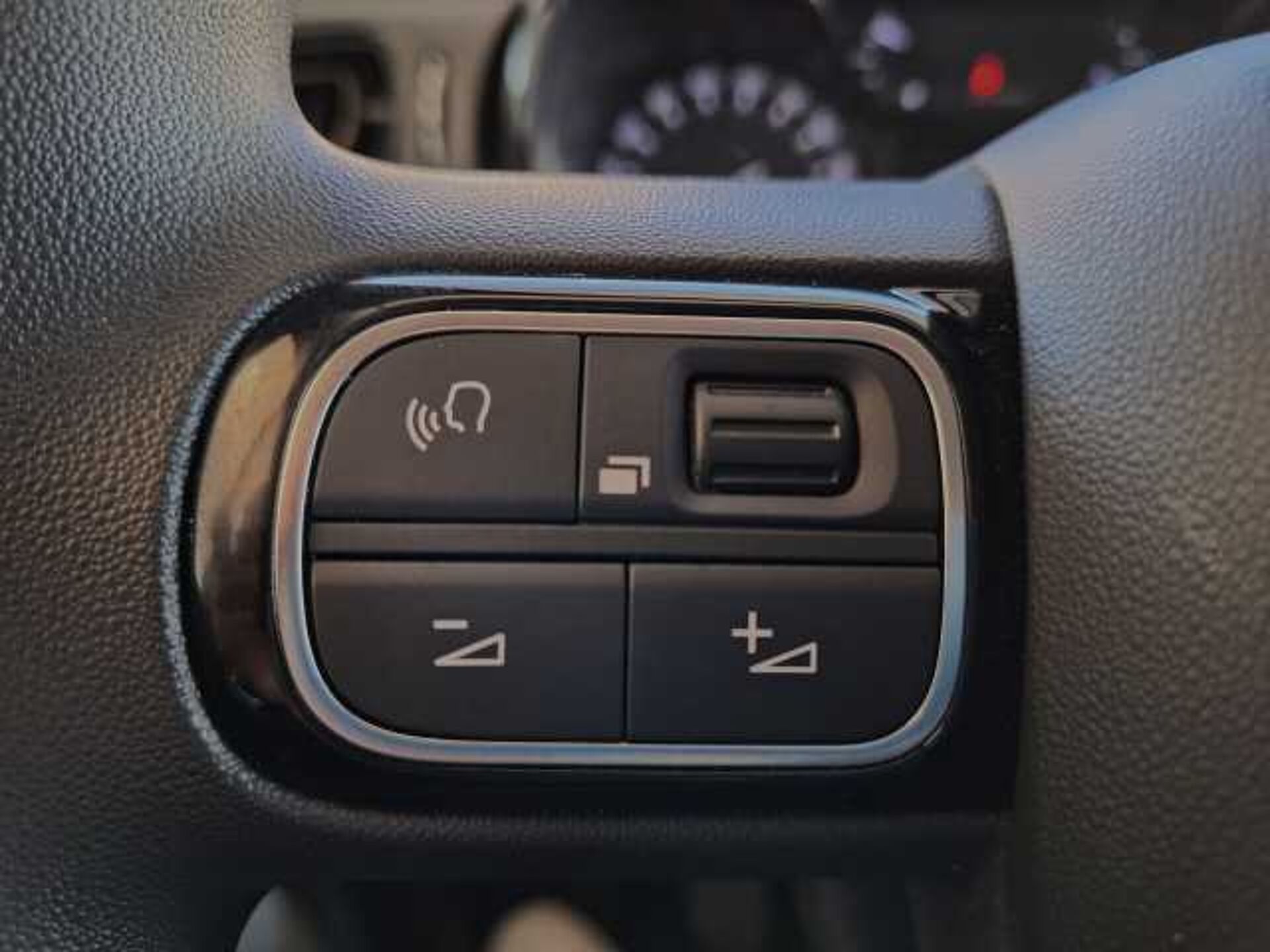 Citroen C3 1.2l - Grigio scuro