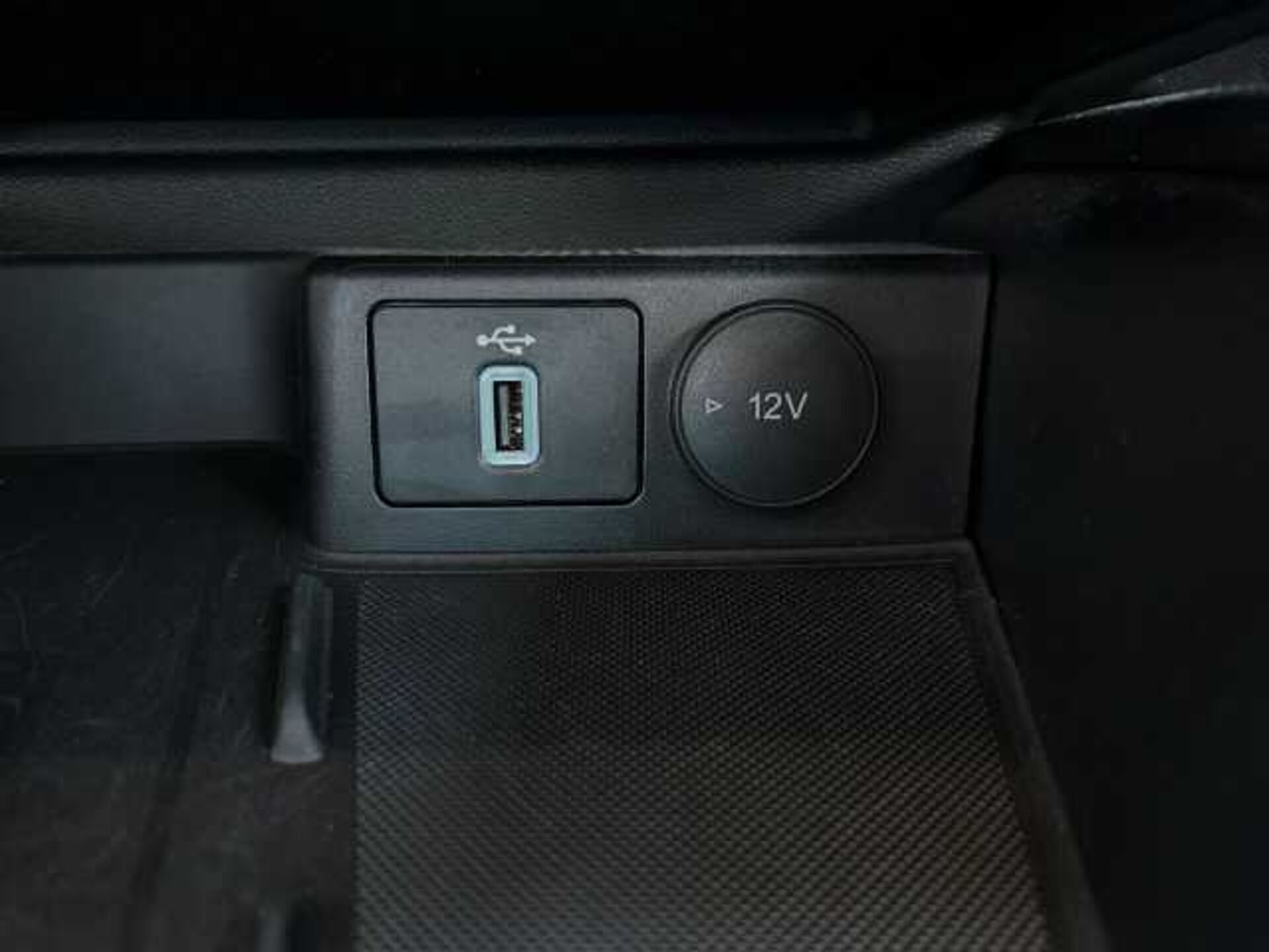 Ford Focus 1.5l - Grigio scuro