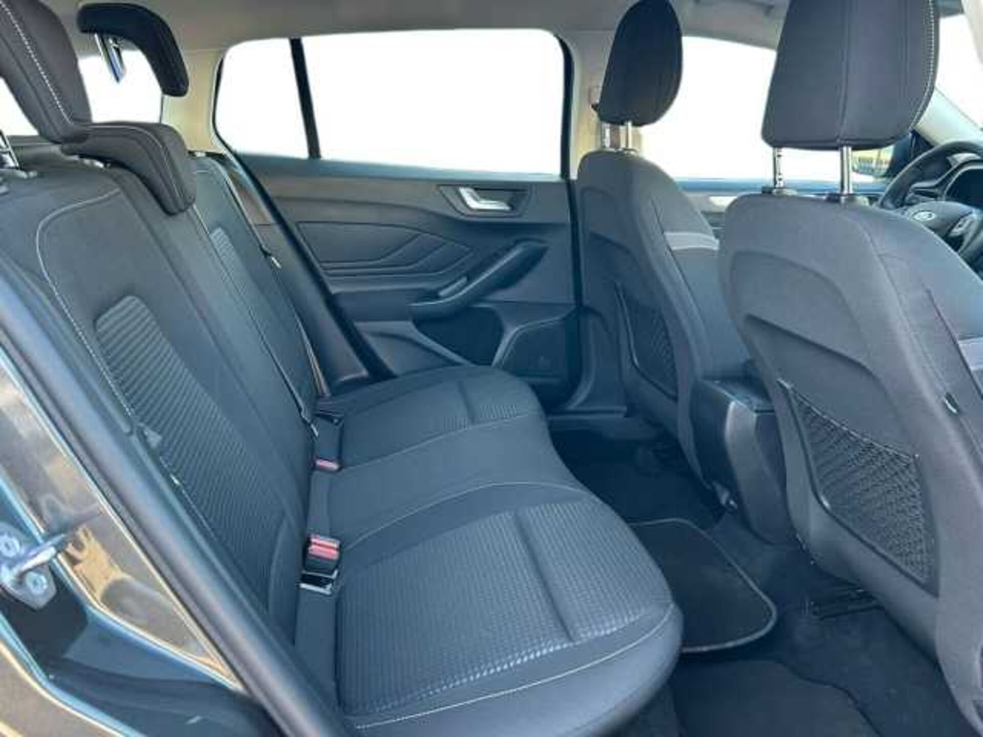 Ford Focus 1.5l - Grigio scuro