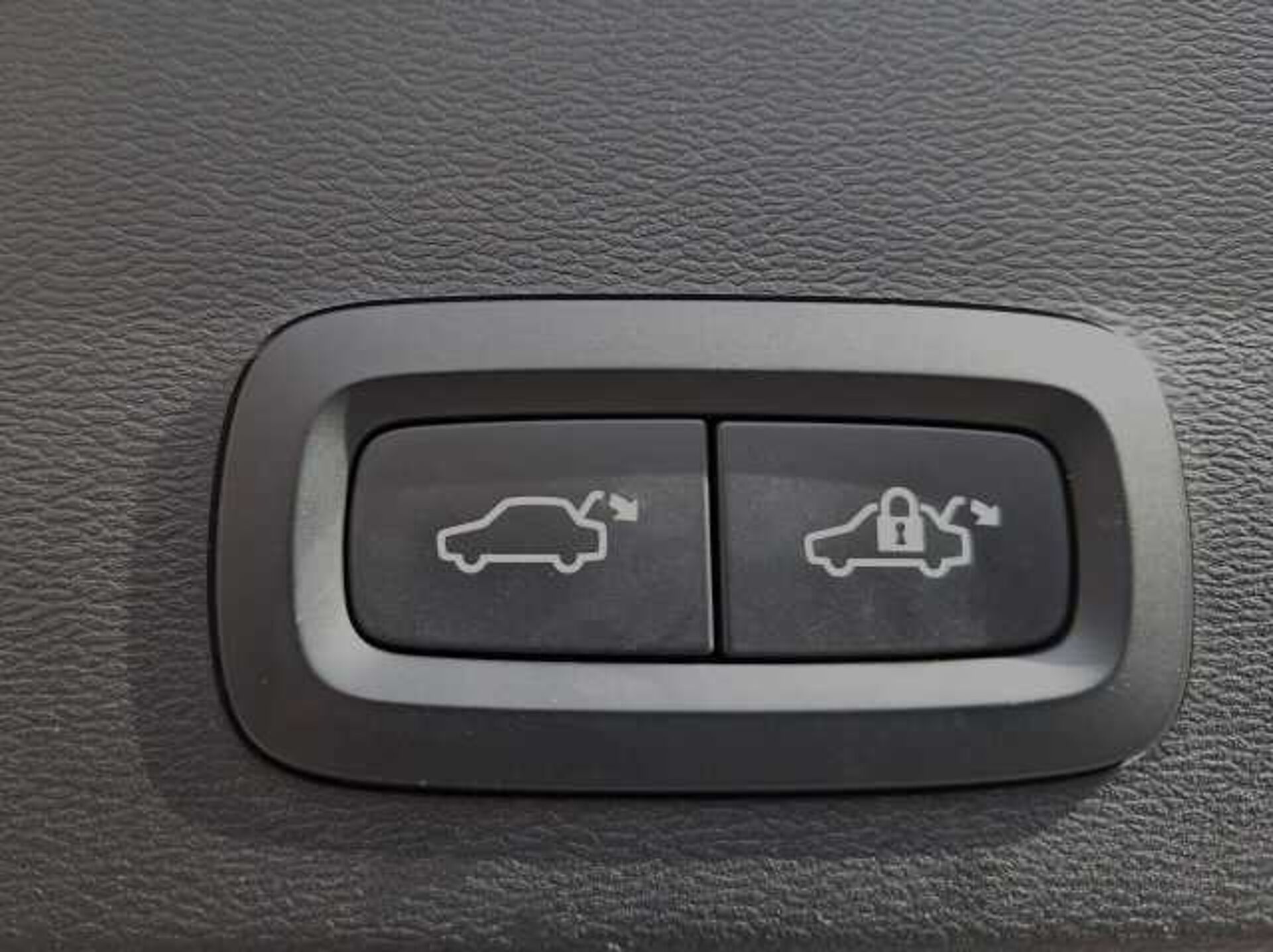 Volvo XC40 2.0l - Grigio