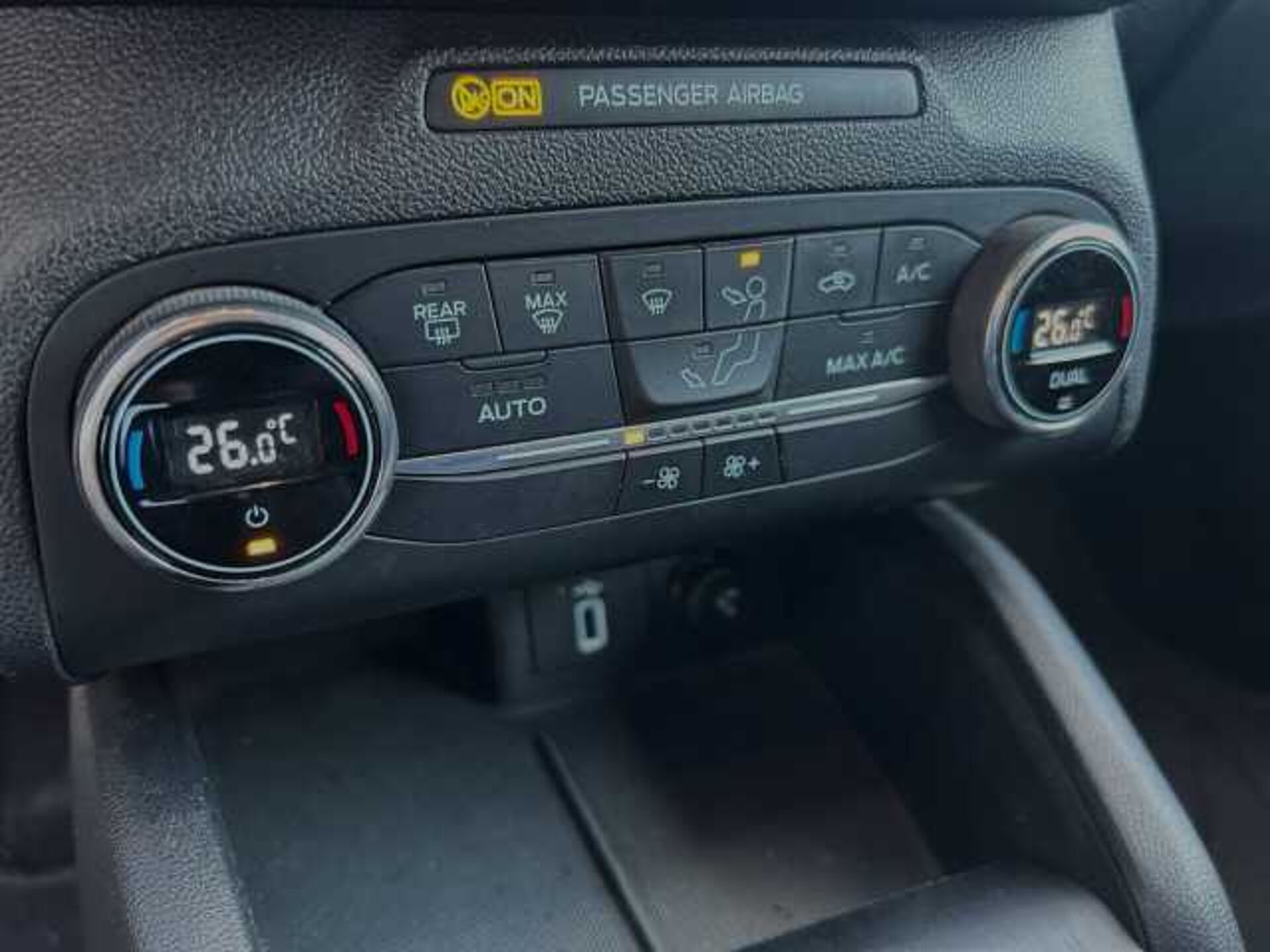 Ford Focus 1.5l - Bianco