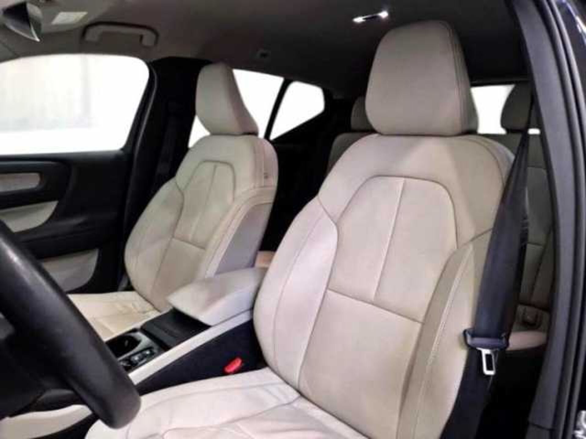 Volvo XC40 1.5l - Nero