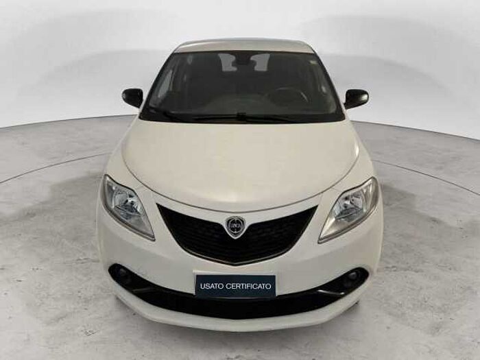 Lancia Ypsilon 1l