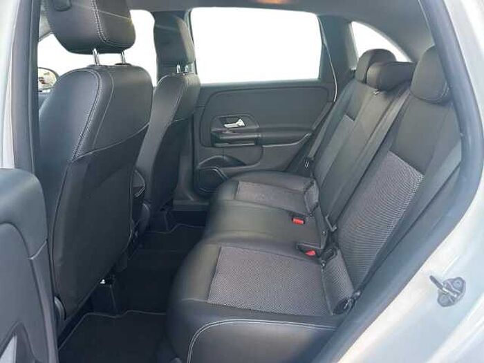 Mercedes-Benz B 180 1.5l